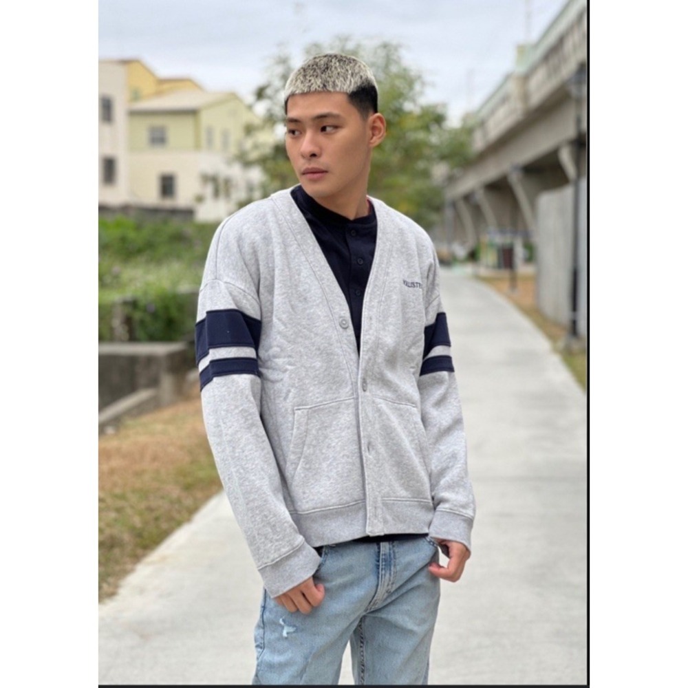 Hollister Mens L Blue/Gray Button Up Sweatshirt Logo Cardigan Jacket Y2K Layer - Picture 3 of 9